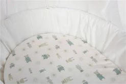 Mionido Stubenwagen Maxi Natur Pyjamabär Grün Mit Garnierung, Matratze Und Matratzenbezug -Kinderwagen a8a7549