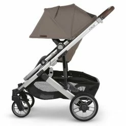 UPPAbaby Cruz V2 Sportwagen Theo Dark Taupe 14 UPPAbaby Cruz V2 Sportwagen Theo Dark Taupe -Kinderwagen cruz23 tho side sunshade 4974x5193 dd7633c