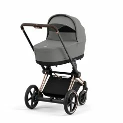 CYBEX E-PRIAM Kinderwagen Mirage Grey Bundle New Generation Inkl. 8 Zubehörartikel 19 CYBEX E-PRIAM Kinderwagen Mirage Grey Bundle New Generation Inkl. 8 Zubehörartikel -Kinderwagen cyb 23 int y225 e priam cot rogo migr print medium