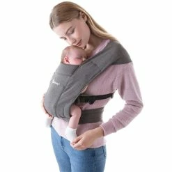 Ergobaby Embrace Heather Grey Babytrage Für Neugeborene -Kinderwagen embrace heathergrey bcemagry ifi 2