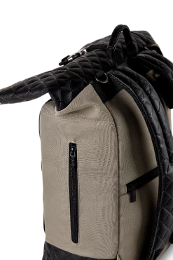 Moon Premium Rolltop Rucksack Mud Mit Wickelauflage, Geldtasche & Befestigungssystem -Kinderwagen moon k23 backpack mud 0289