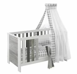 Schardt Classic White Kinderzimmer Mit Umbaukit Mit Dreitürigem Schrank -Kinderwagen vichy grey bettset 6